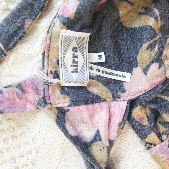 Grey floral crop top - Picture 4 of 5